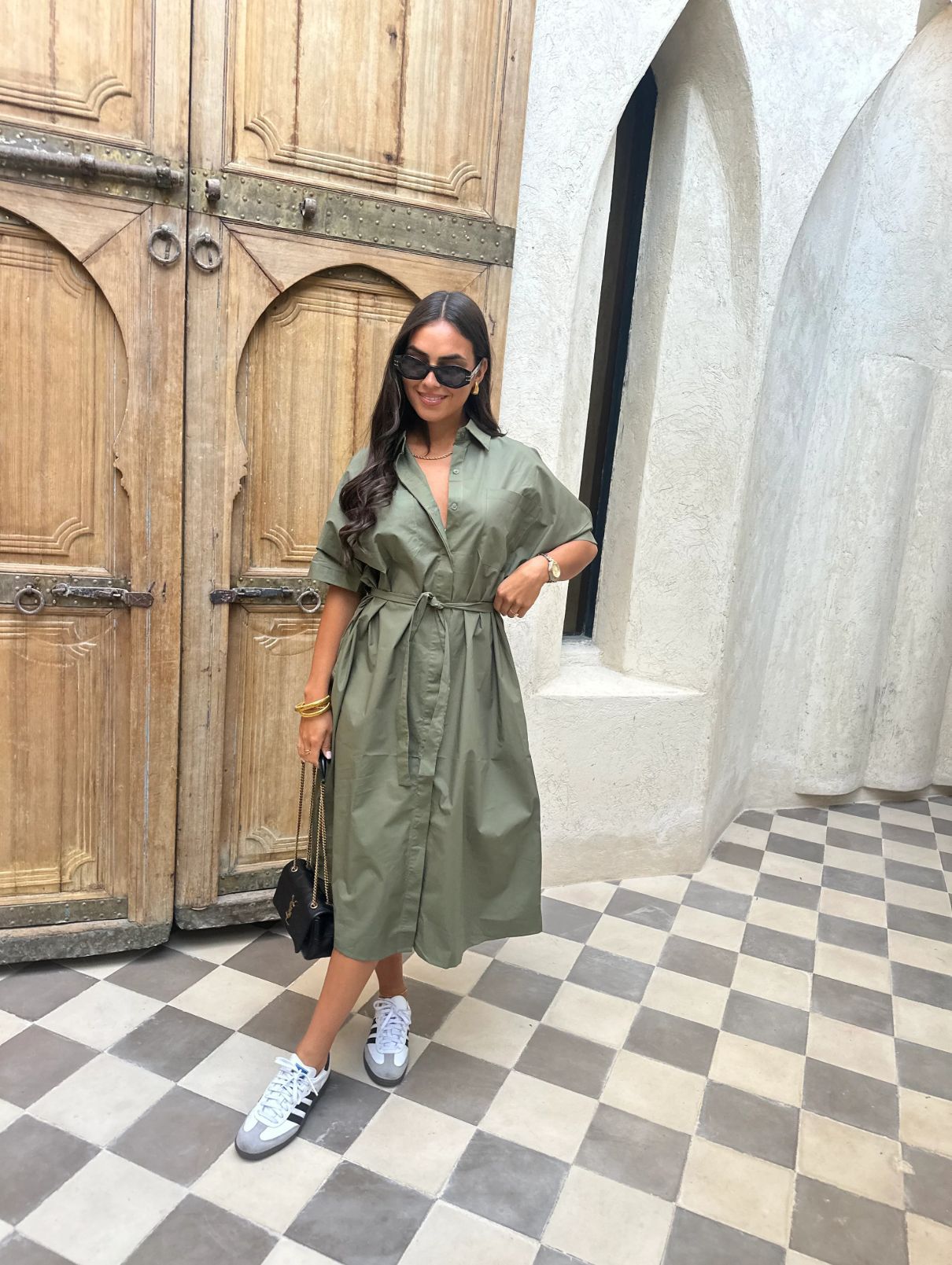 Robe longue ceinturée tendance pour femme